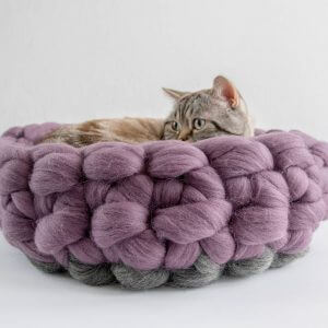 Aubergine - Dark Gray Chunky Cat Bed, Woollen Chunky Knits Pet Pet Furniture, Knitted Wool Accessories, Cat Cave, Kitty Furniture