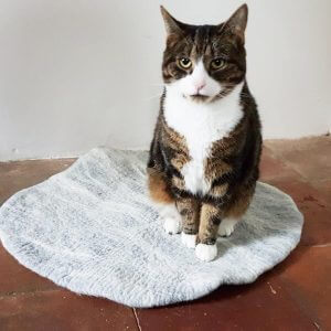 Cat Bed, Mat, Pet Bed Rug Handmade 100% Wool in Natural Grey & White