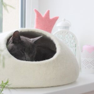 Pet Bed Princess. Cat House. Felt Cat Cave. Gift For Pet Lovers